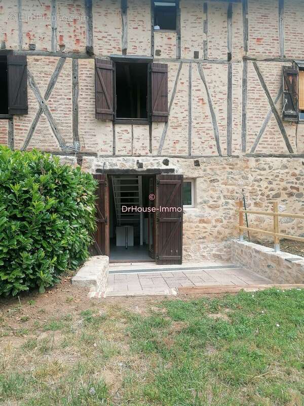 Maison à SAINT-CERE