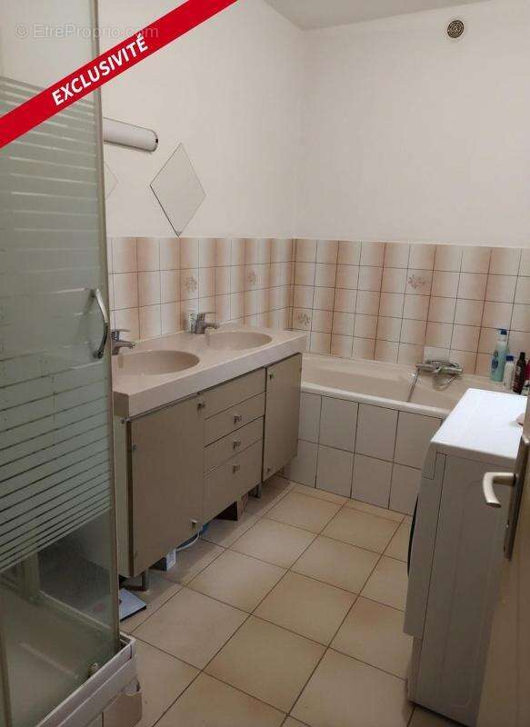 Appartement à CHAMPAGNOLLES