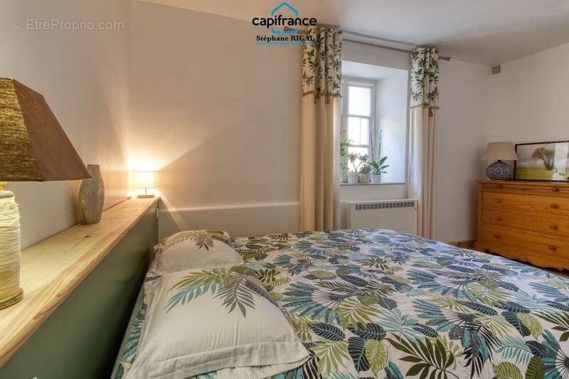 Maison à PUY-L&#039;EVEQUE