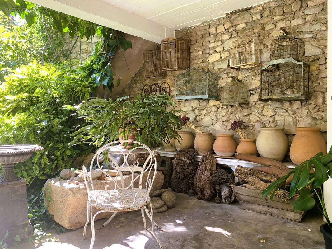 Maison à VAISON-LA-ROMAINE