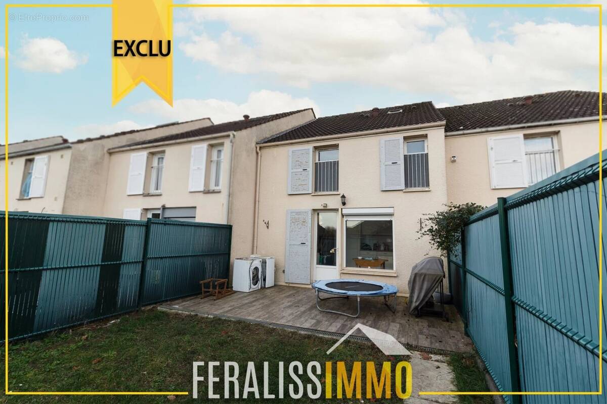 Maison à JOUY-LE-MOUTIER