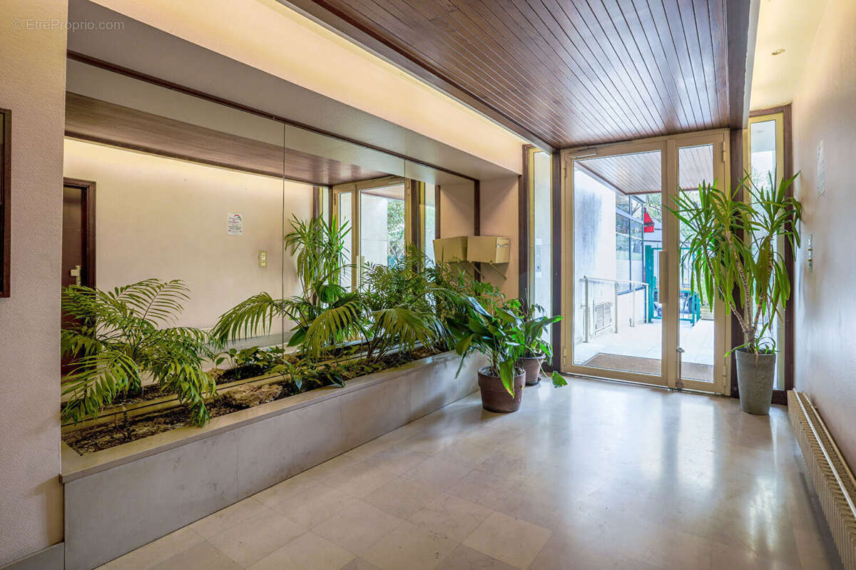 Appartement à PARIS-20E