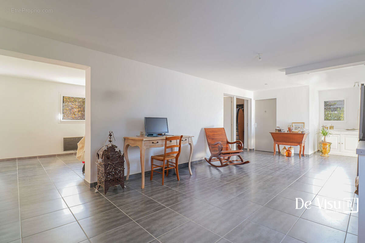 Maison à SAINT-JEAN-DE-VEDAS