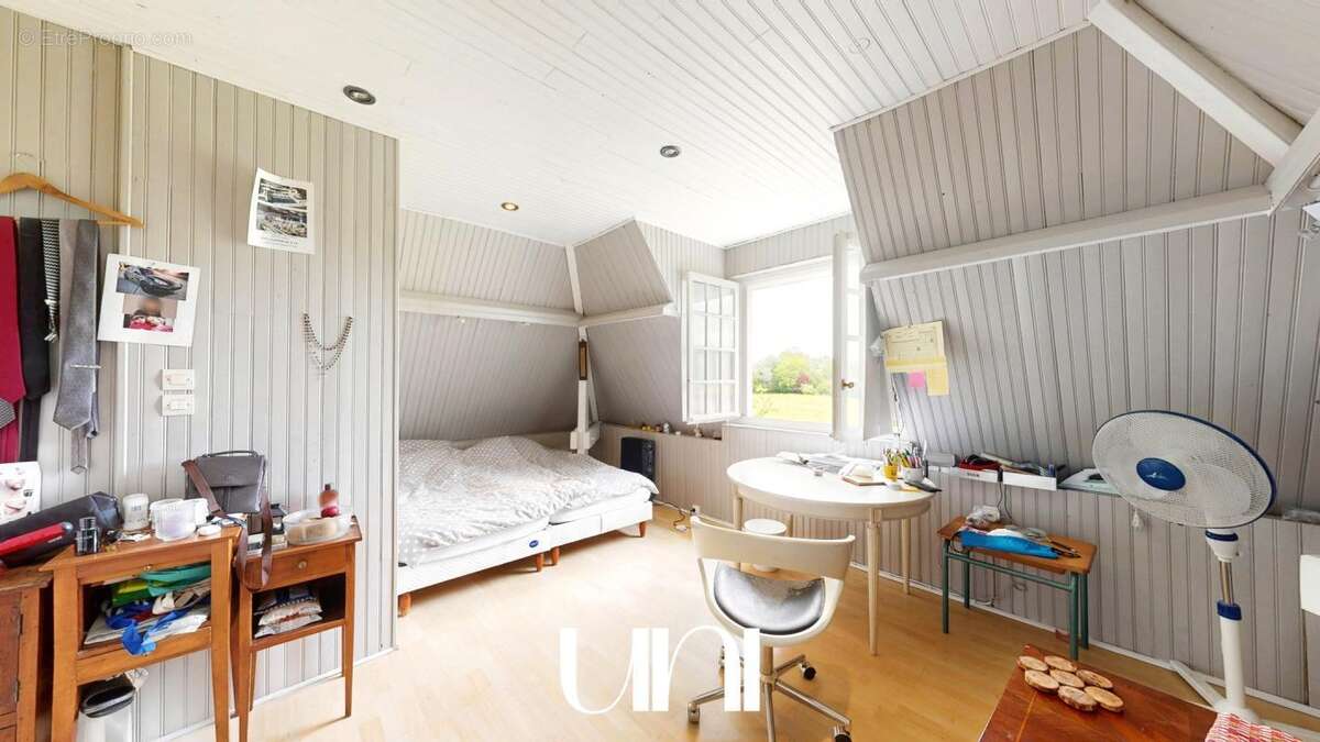 Maison à BRETTEVILLE-SUR-ODON