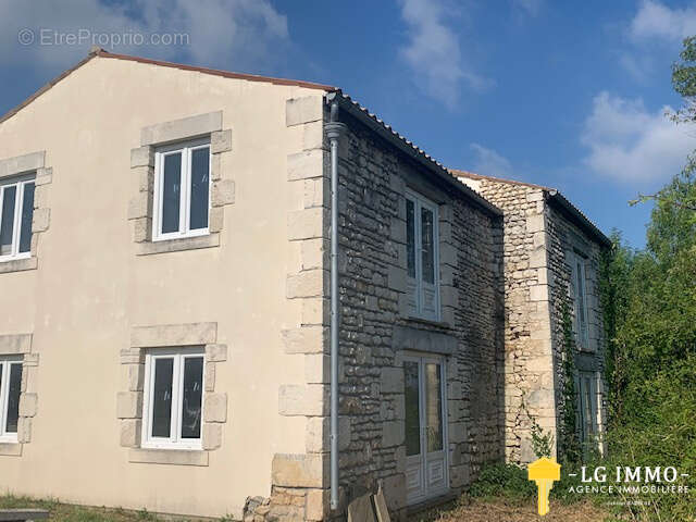 Maison à SAINT-CIERS-DU-TAILLON