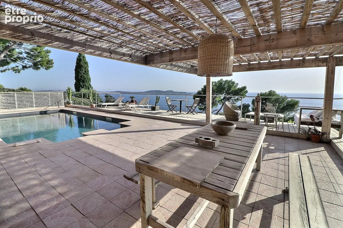 Carqueiranne Maison 200 m2-Vue Mer exceptionnelle panoramique - photo 8