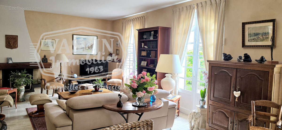 Maison à LA FRETTE-SUR-SEINE
