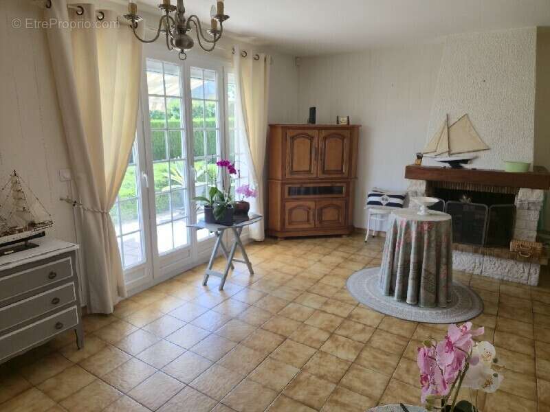 Maison 93 m² à Verneuil-Sur-Avre  - photo 4