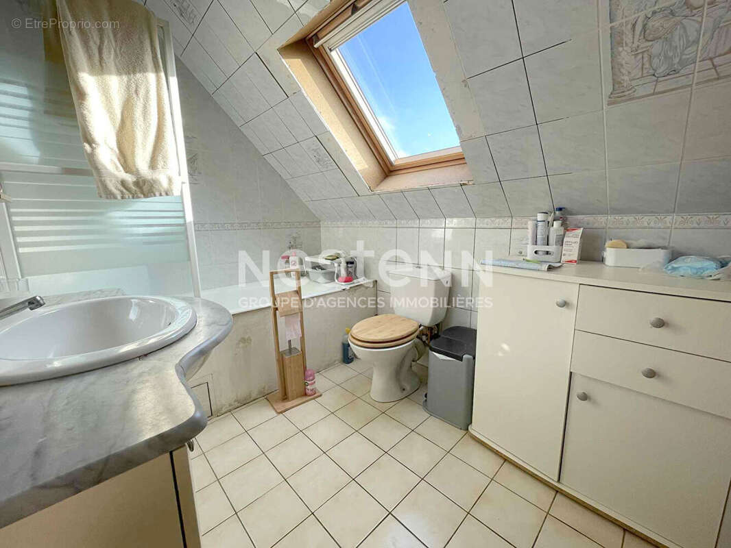 A Vendre - Chaumont En Vexin Maison traditionnelle sur Sous Sol Total / 3 chbres / 1500 m² de terrain - photo 8