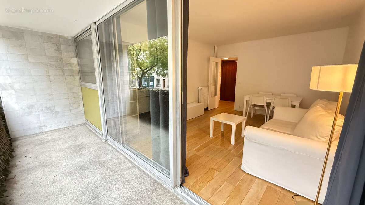 Appartement à PARIS-12E