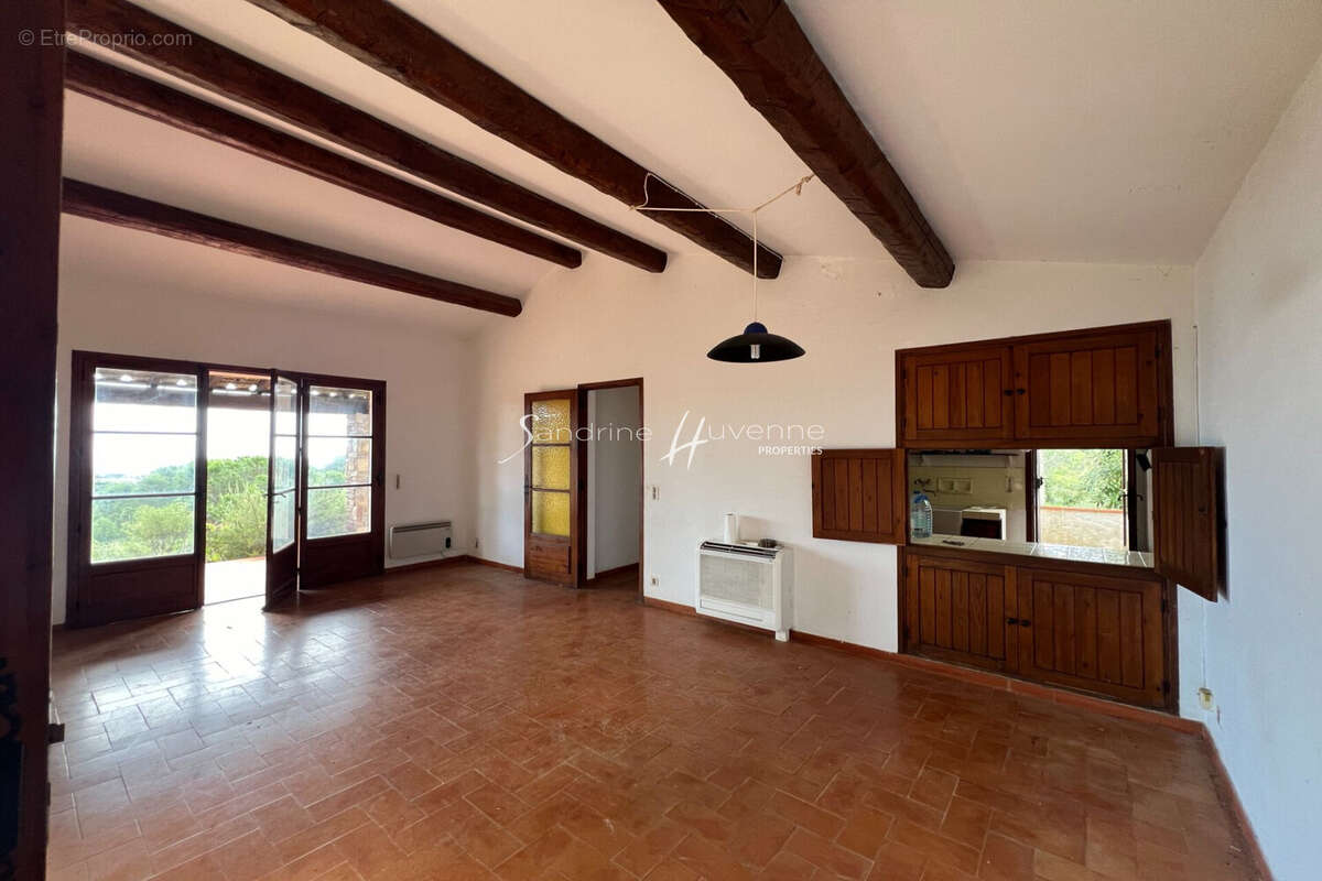 Maison à LA CROIX-VALMER