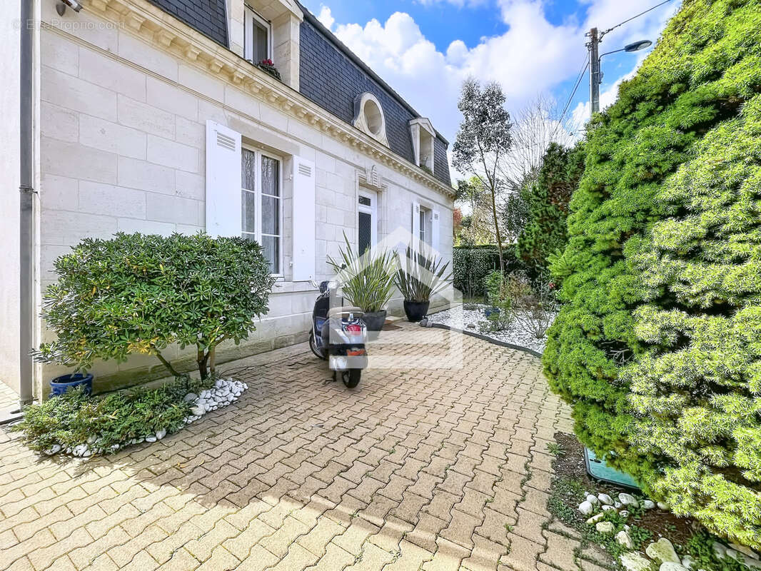 Maison à BORDEAUX