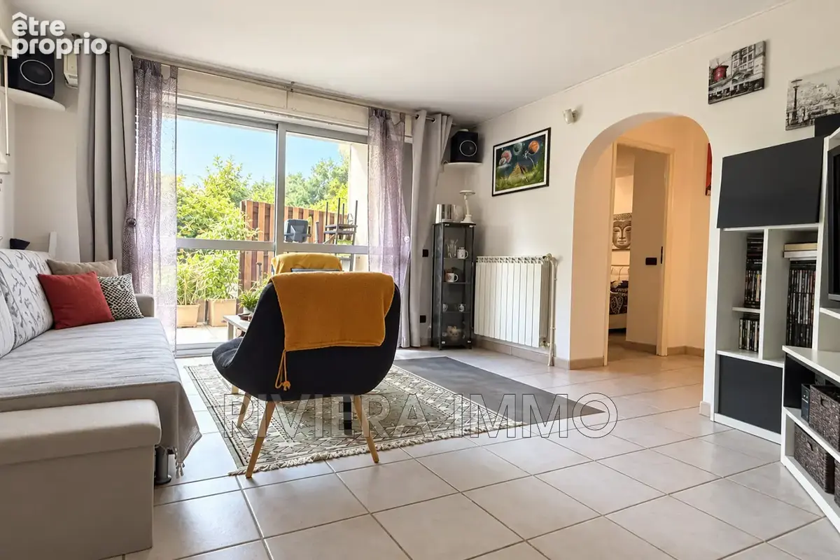 Appartement 3 pièces 67 m² à vendre à Antibes (06600) - photo 2