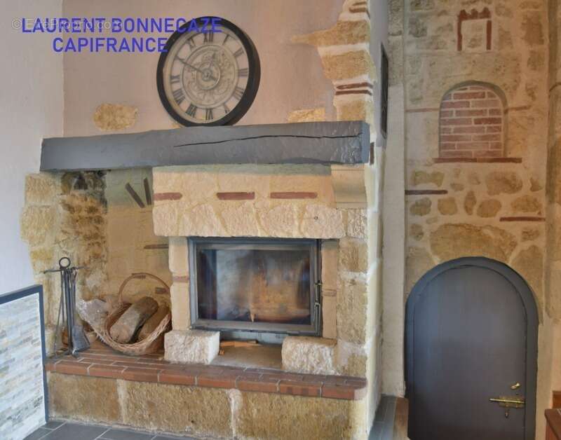 Maison à SAINT-PIERRE-DE-CLAIRAC