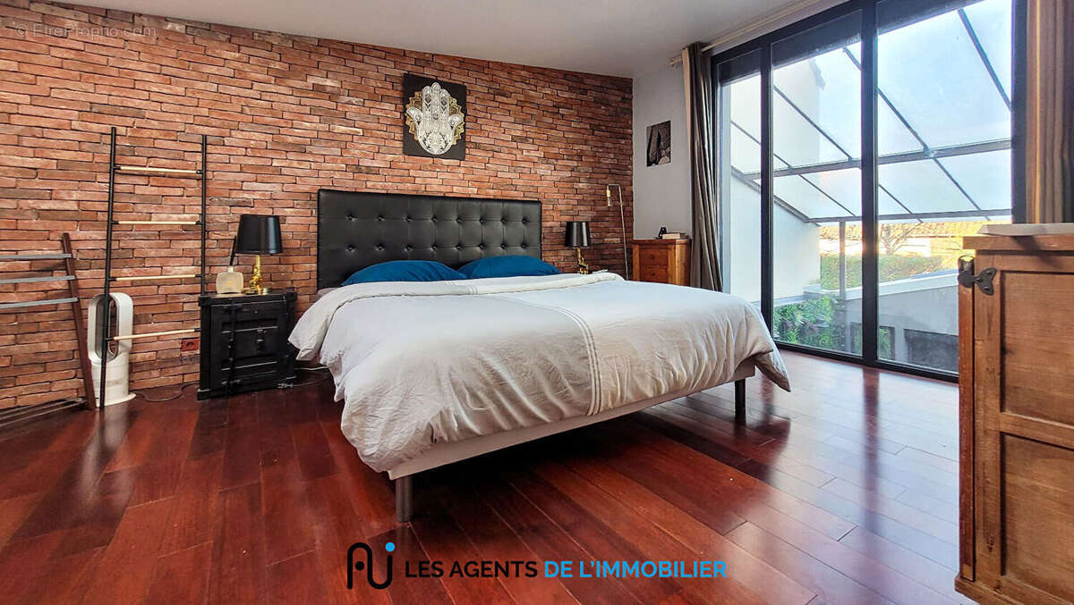 Appartement à NANTERRE