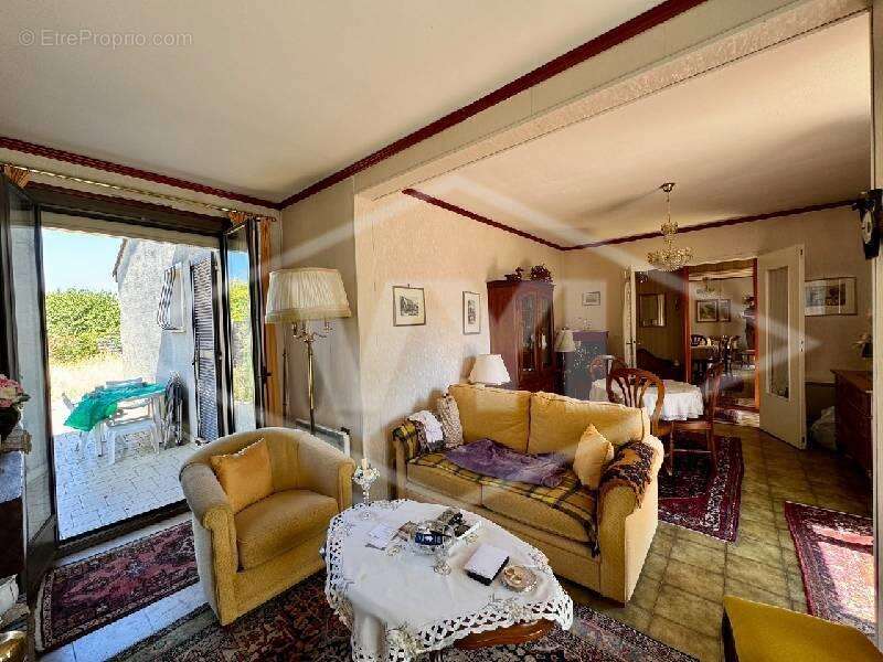 Maison 102 m² à Quincy-Sous-Senart  - photo 3