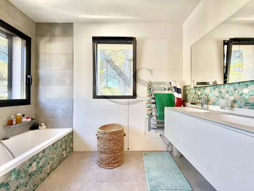 Maison à AIX-EN-PROVENCE