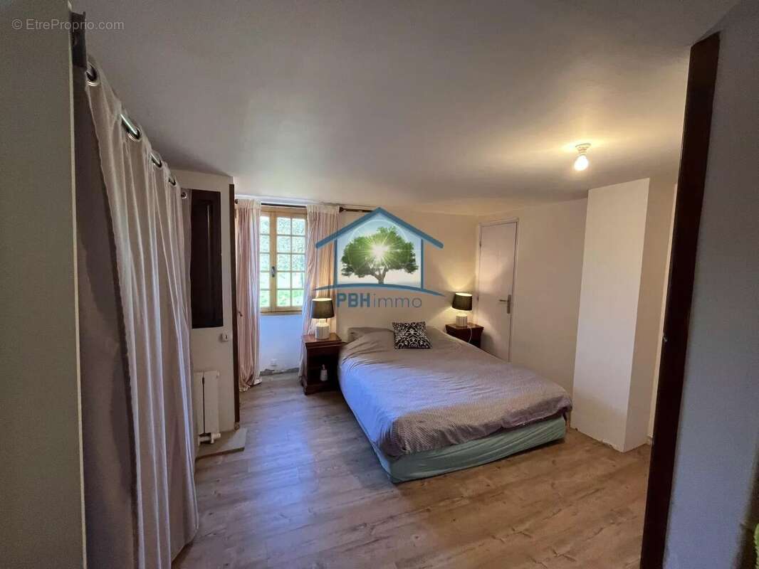 Maison à MONTALIEU-VERCIEU