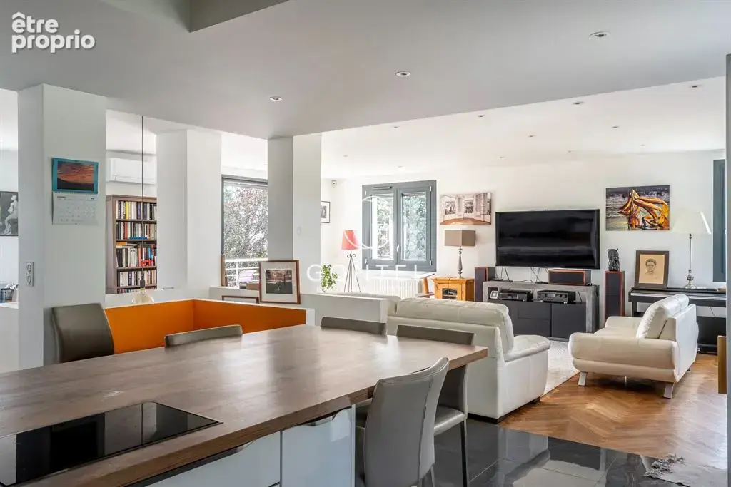 Maison à vendre à Saint-Didier-au-Mont-d’Or – 210 m², piscine, dépendance, garage et terrain de 1 579 m² - photo 17