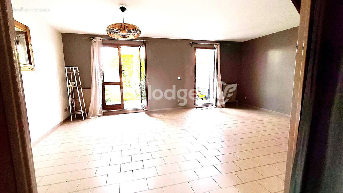 Maison à PLAISIR