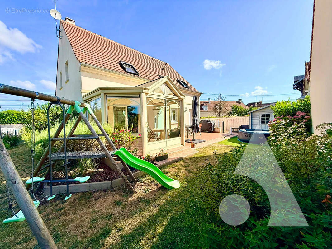 Maison 4 chambres vivable de plain pied sur sous-sol avec jardin - photo 6