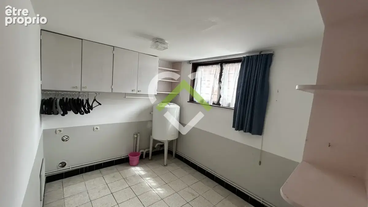Maison d'angle à travaux avec jardin et garage ! ROUBAIX - Quartier VAUBAN - VAILLANT - BARBIEUX ! - photo 10