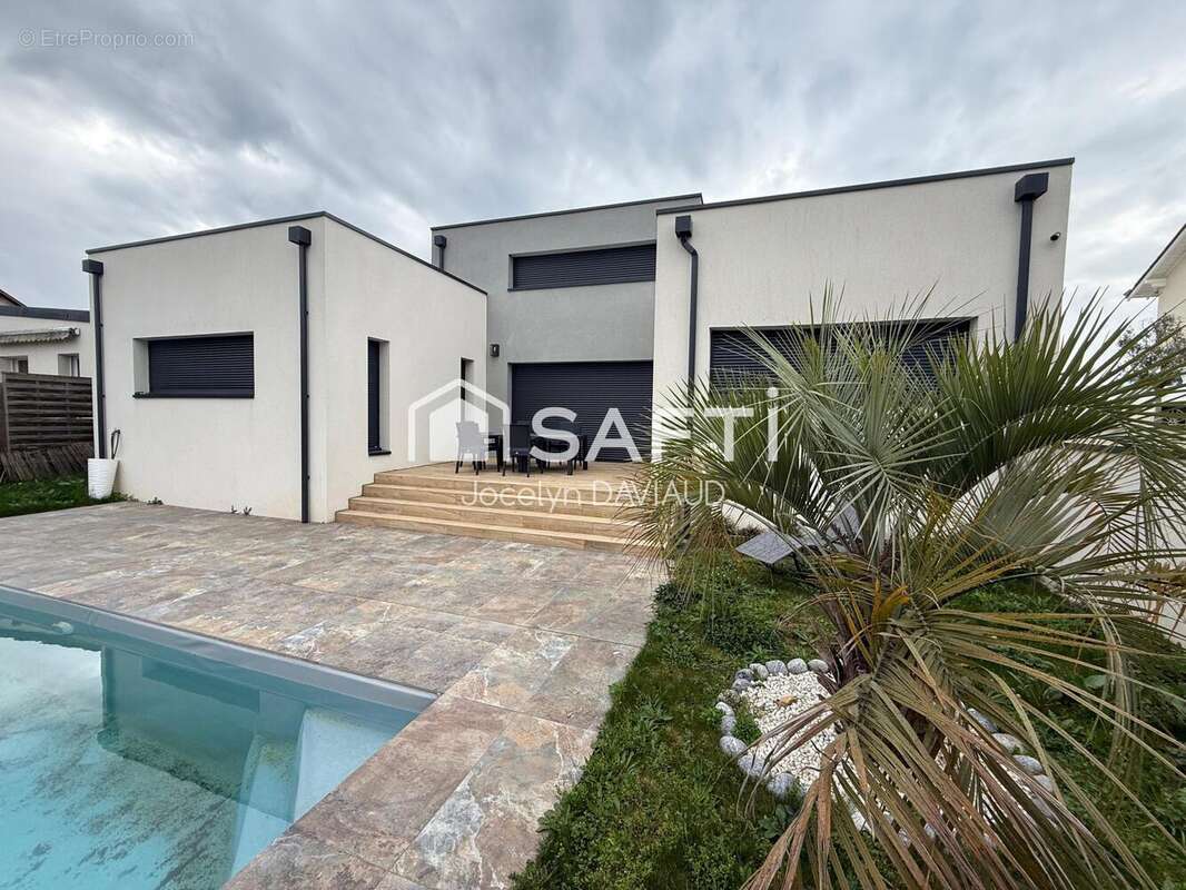 Photo 3 - Maison à MONTREUIL-JUIGNE
