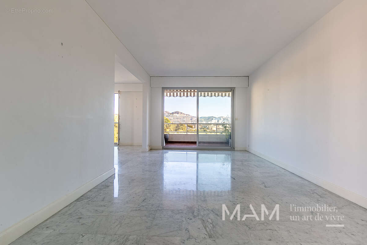 Appartement à MARSEILLE-8E