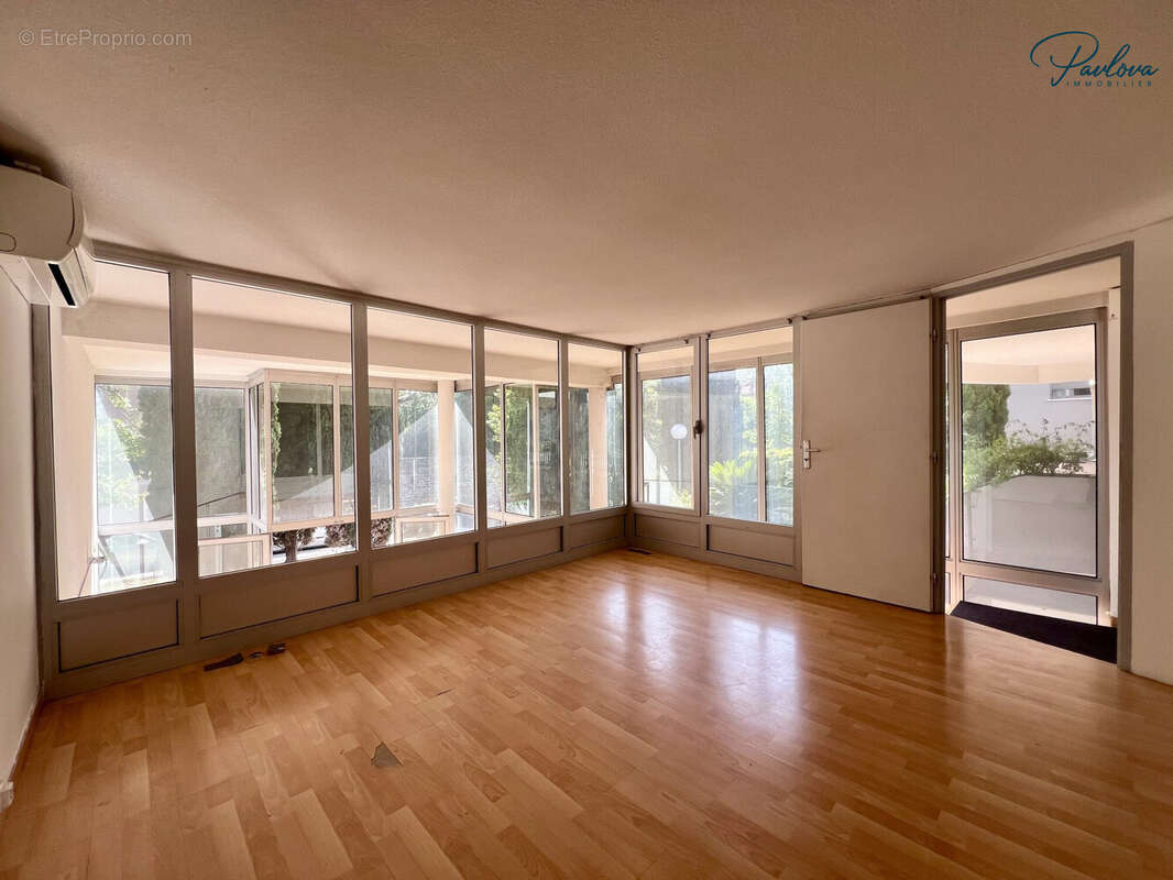 Commerce à MONTPELLIER