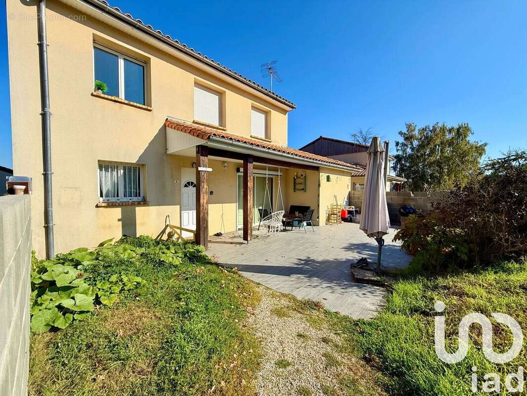 Photo 3 - Maison à AVAILLES-LIMOUZINE