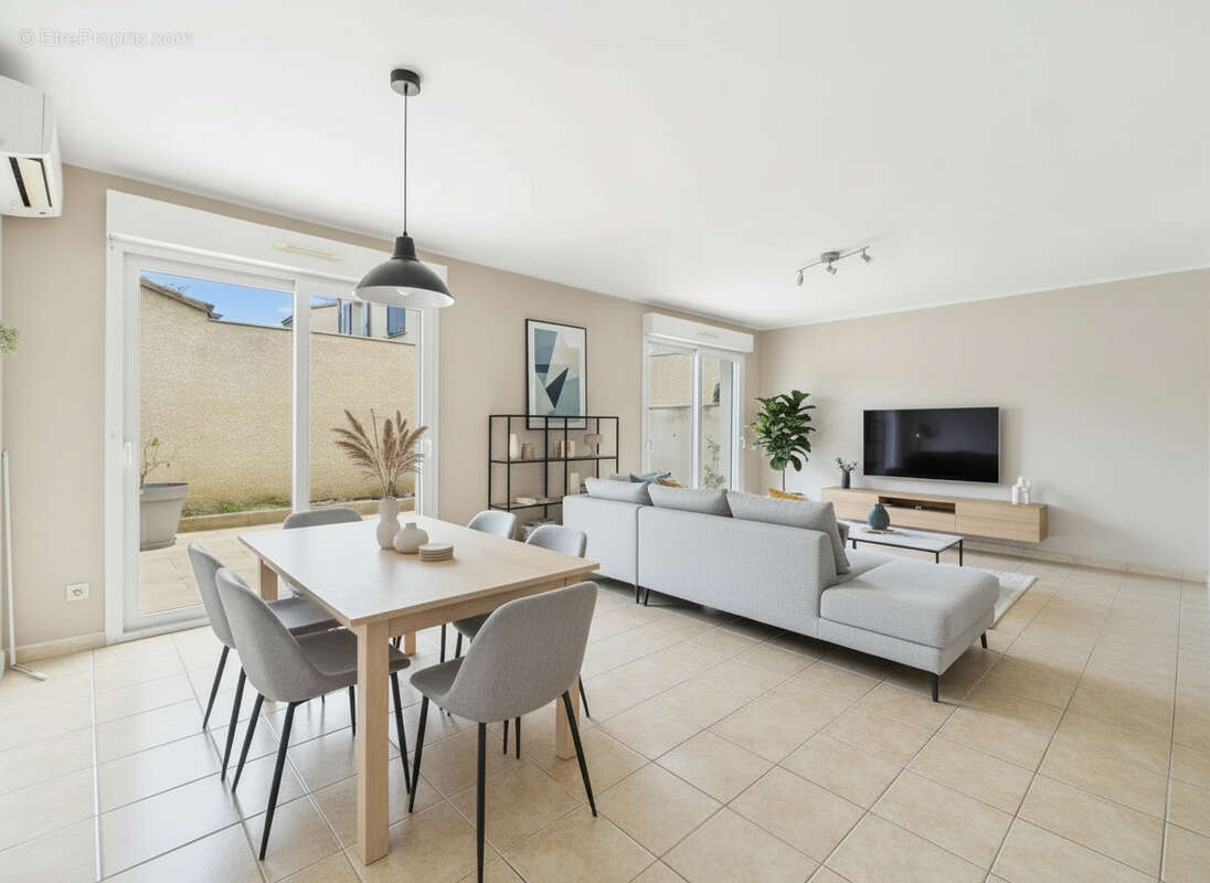 Maison à CHATEAURENARD