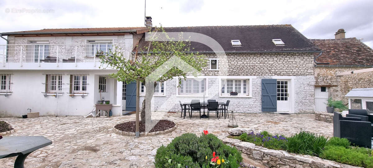 Maison à VILLIERS-EN-DESOEUVRE