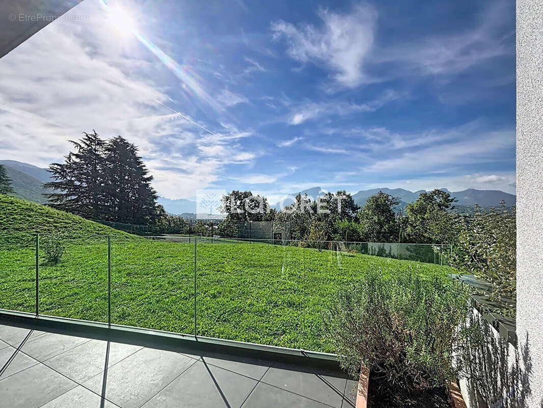Appartement à SAINT-ALBAN-LEYSSE