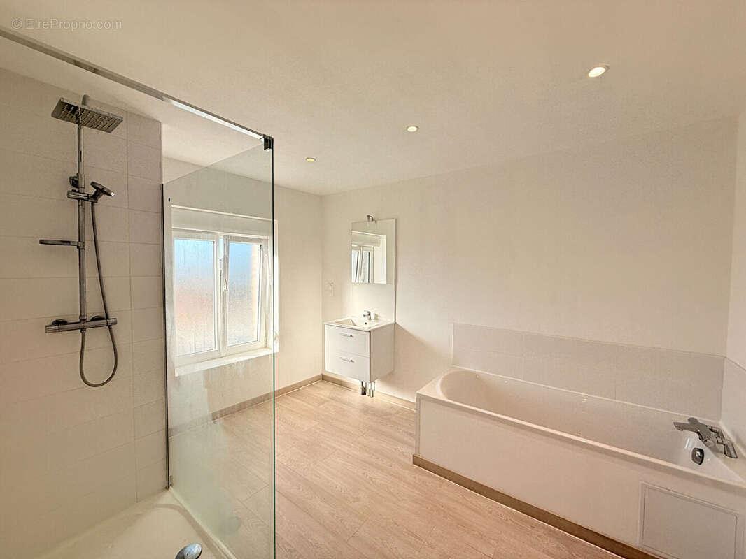 Appartement à LE NOUVION-EN-THIERACHE