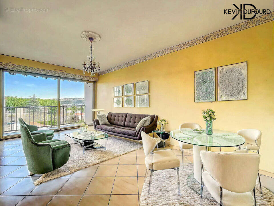 Appartement à AUBENAS