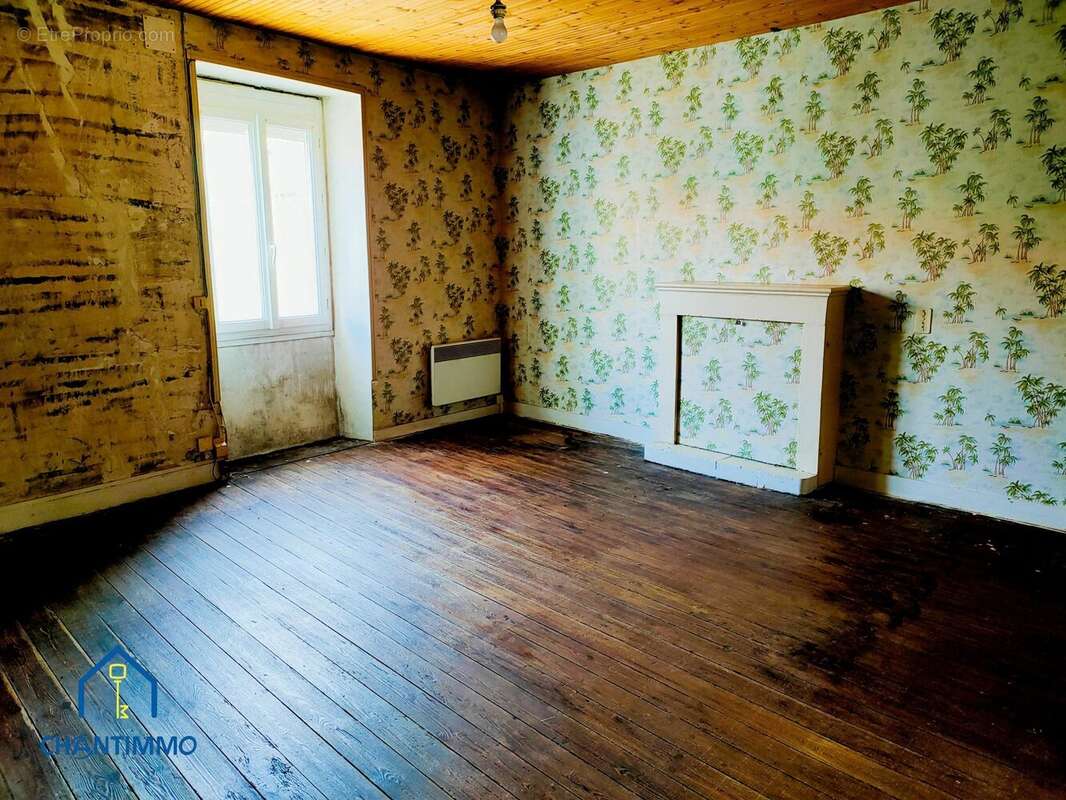 Maison à L'HERMENAULT