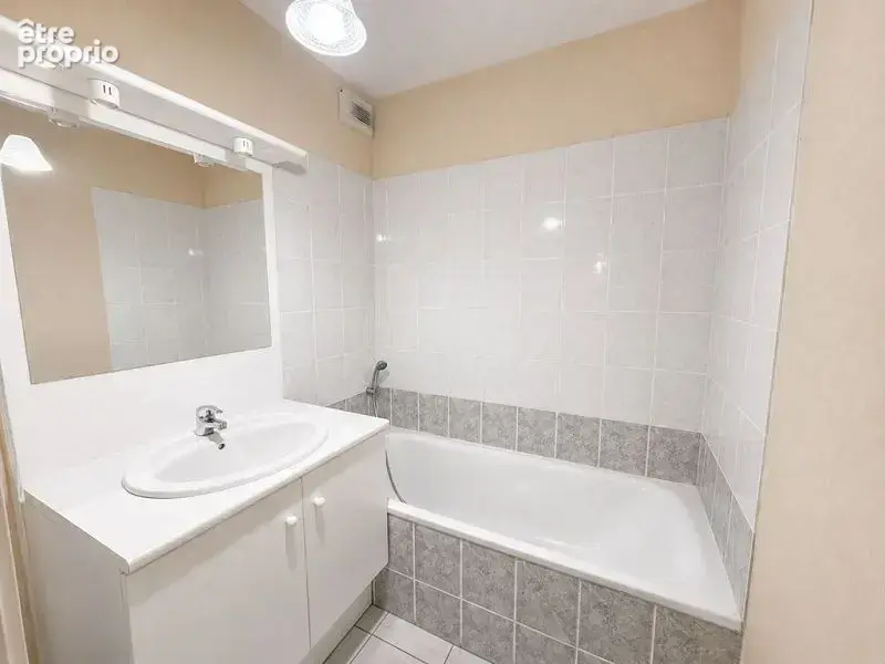 Appartement 2 pièces 49 m² à vendre à Hennebont (56700) - photo 8