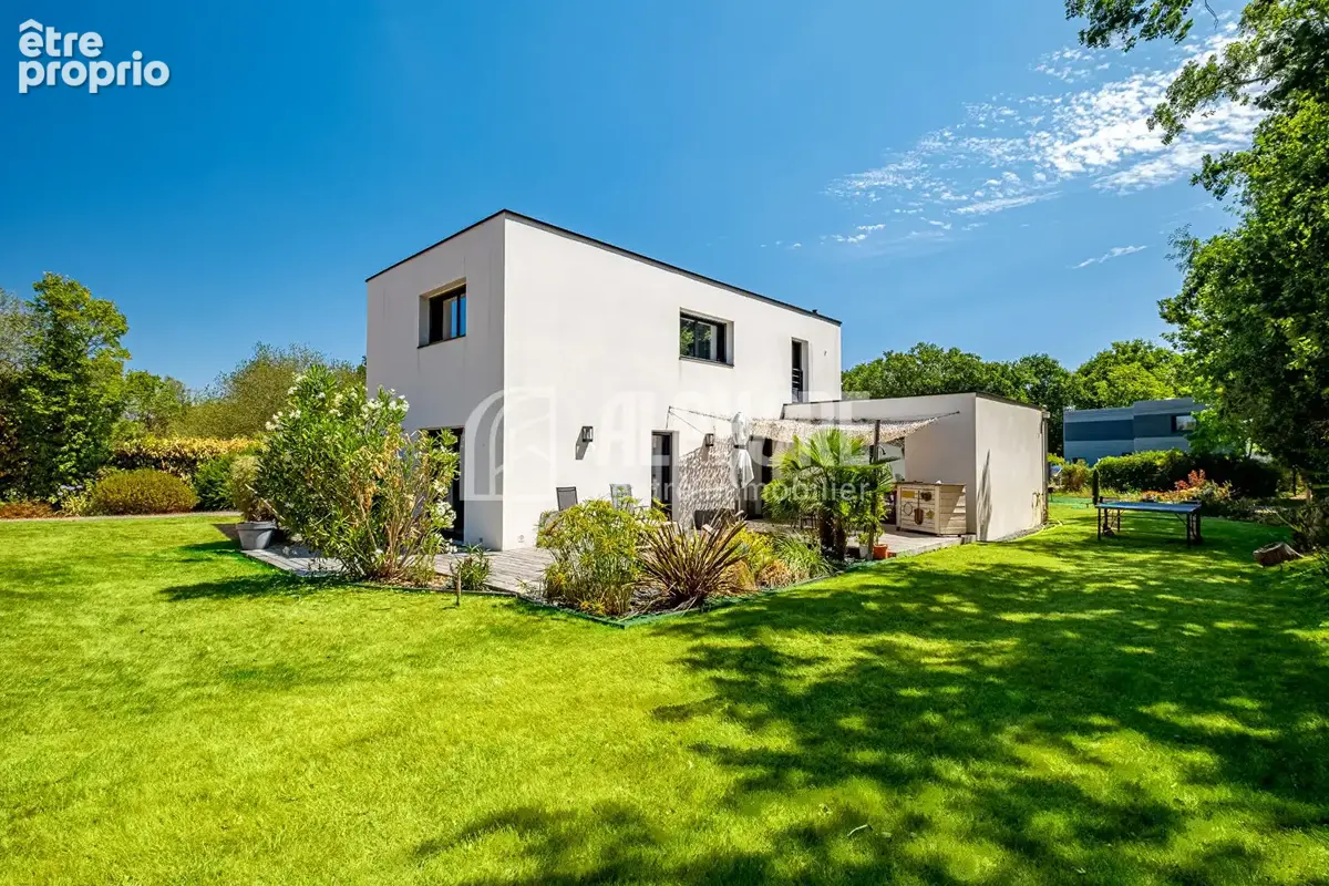 Maison contemporaine de 2017, 4 chambres , garage . - photo 3