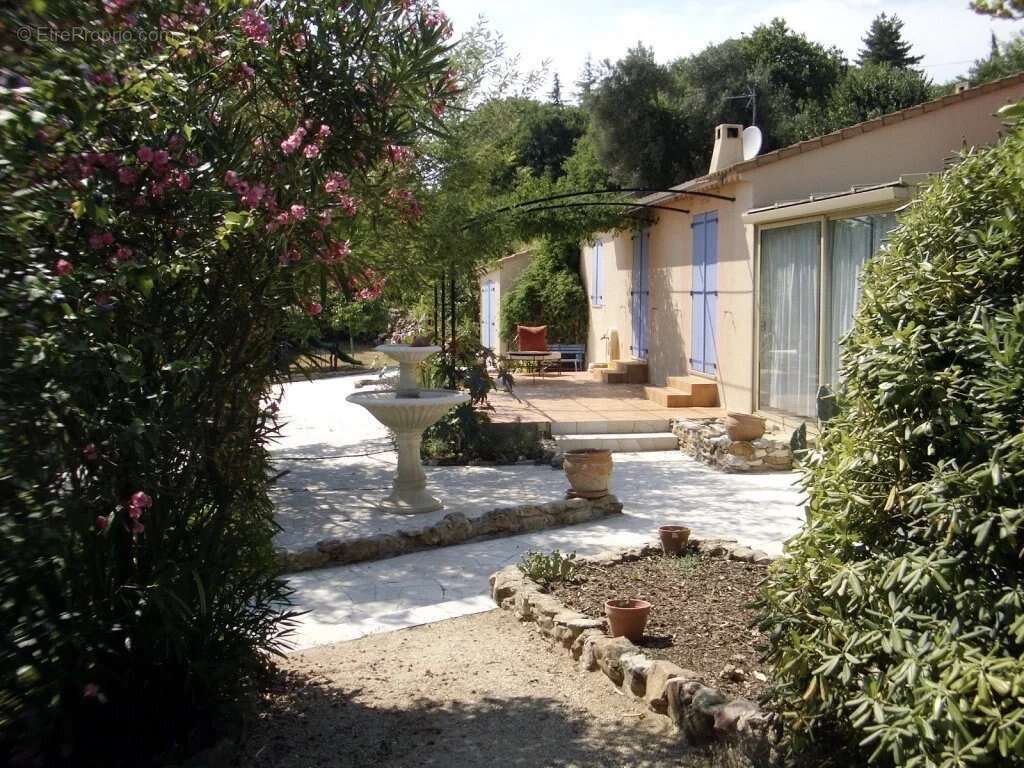 Maison à UZES