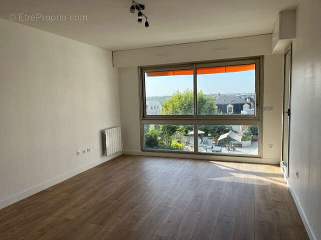 Appartement à NOGENT-SUR-MARNE