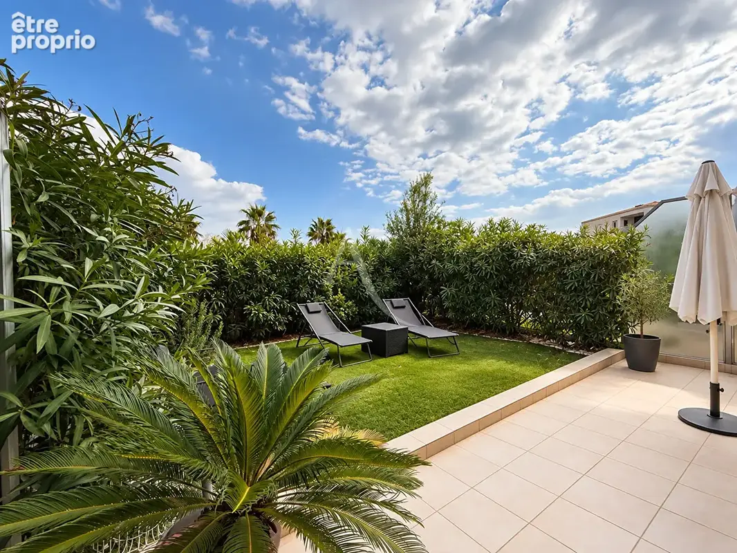 Le cannet - 2 pièces en rez-de-jardin - terrasse, jardin, piscine et parking - photo 10