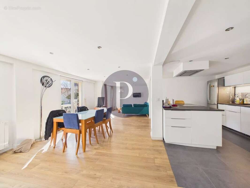 Appartement à FONTENAY-AUX-ROSES