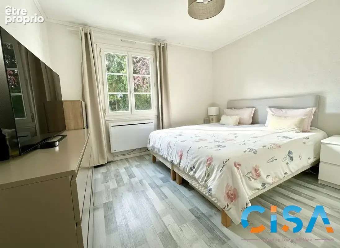 Maison 6 pièces 135 m² à vendre à Chambly (60230) - photo 8