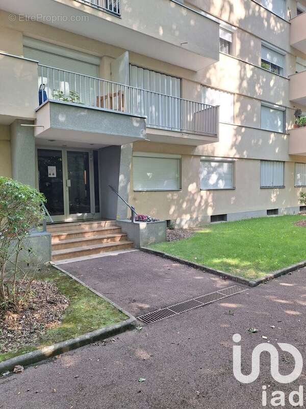 Photo 2 - Appartement à POISSY