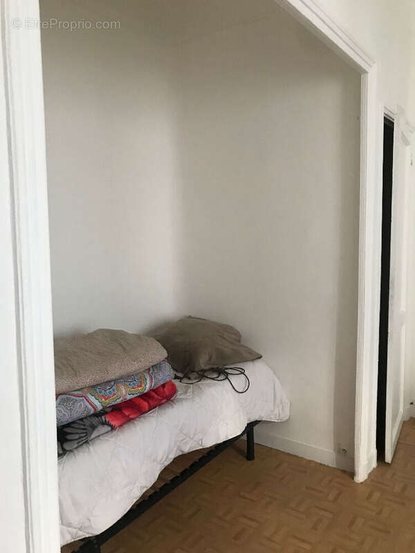 Appartement à MARSEILLE-2E