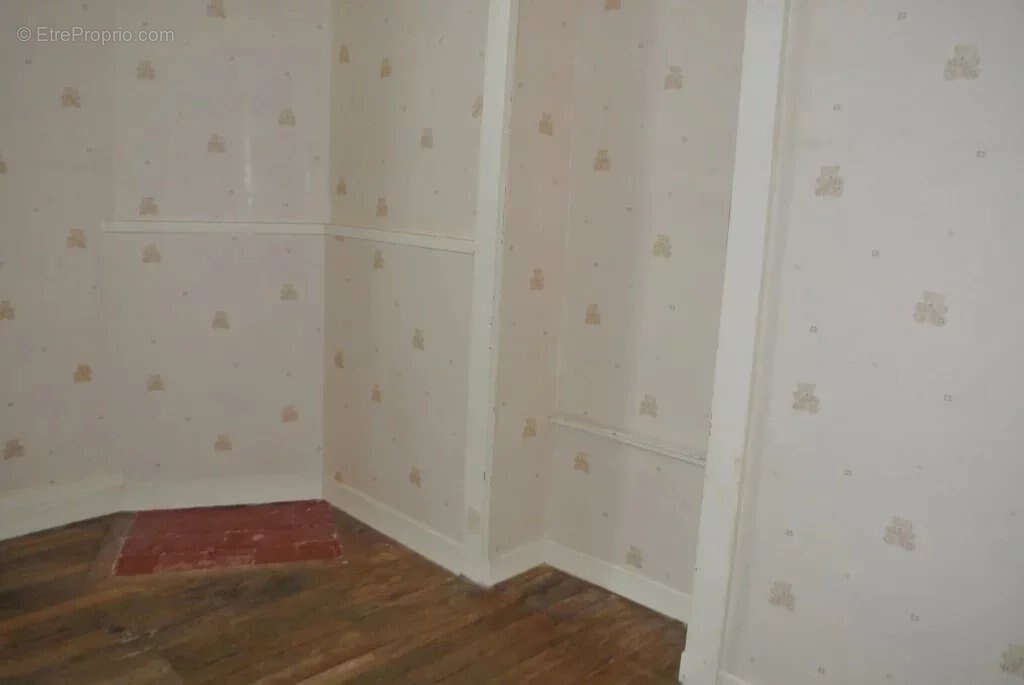 Maison à SAINT-GAULTIER