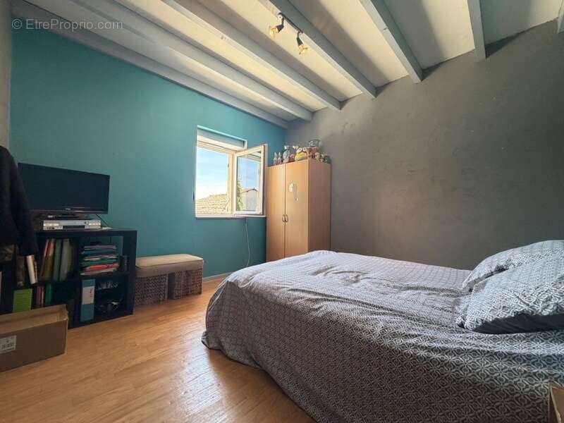 Maison 96 m² au calme sans vis a vis, 3 chambres, terrain de 859 m², terrasse de 30m²,  garage, double vitrage, pompe a chaleur, - photo 9