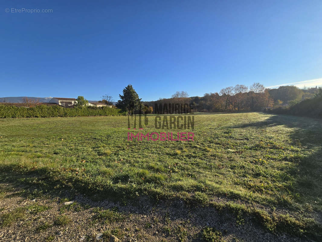 Terrain à MORMOIRON