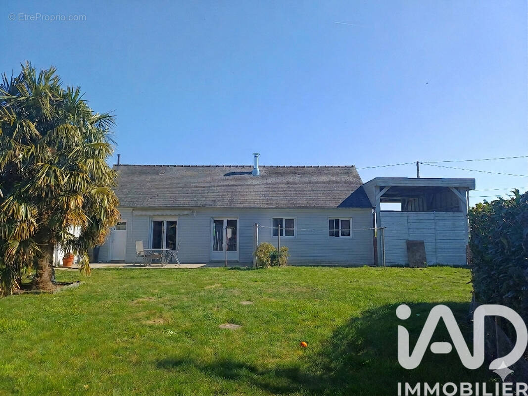 Photo 1 - Maison à PLEUCADEUC