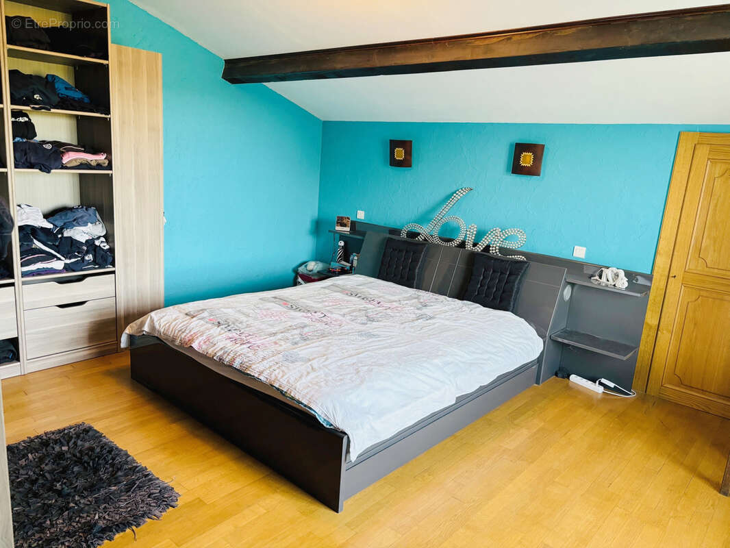 Maison à LONGCHAMPS-SUR-AIRE